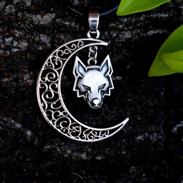 Wolf Head Necklace Pendant - Homo Gears