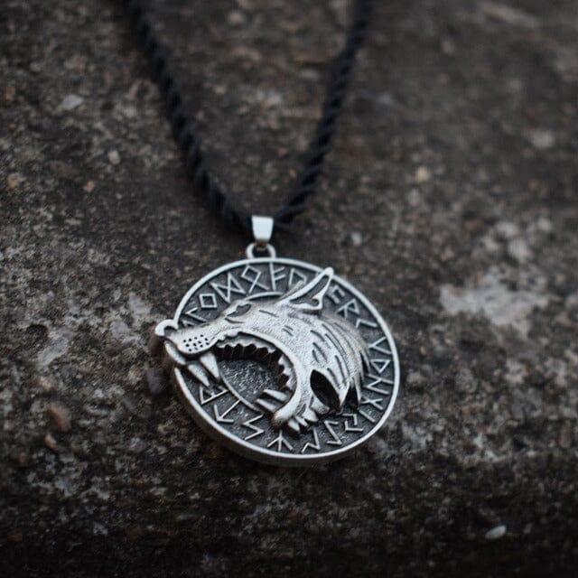 Wolf Head Necklace Pendant - Homo Gears